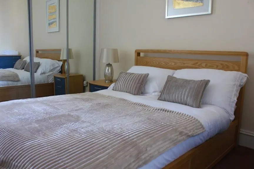 Prime 2 Bedroom City Centre Apt Aberdeen
